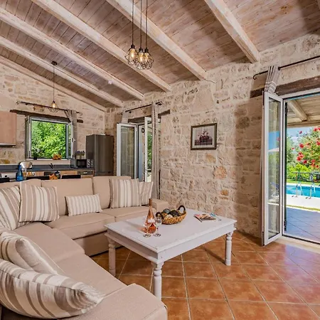 Villa Rizolia Epta By Lithakia (Zakynthos)