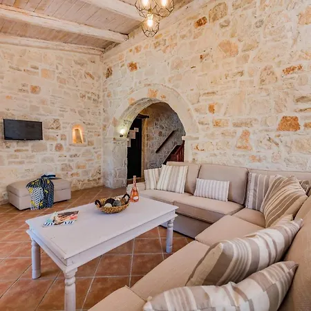 Villa Rizolia Epta By Lithakia (Zakynthos)